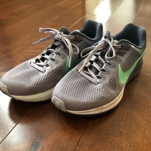Nike Air Zoom Structure 21
